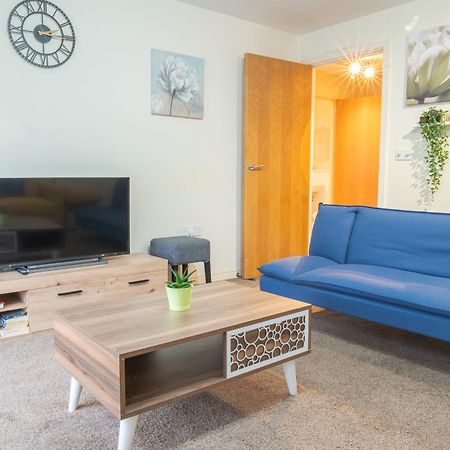 Stay In Our Stylish Flat! & Secure Building & Sleeps Up To 4 Бирмингем Экстерьер фото