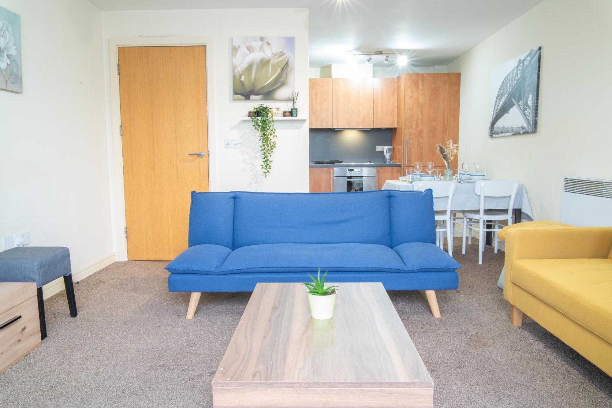 Stay In Our Stylish Flat! & Secure Building & Sleeps Up To 4 Бирмингем Экстерьер фото