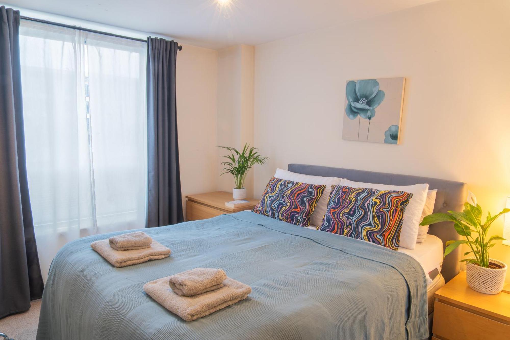 Stay In Our Stylish Flat! & Secure Building & Sleeps Up To 4 Бирмингем Экстерьер фото