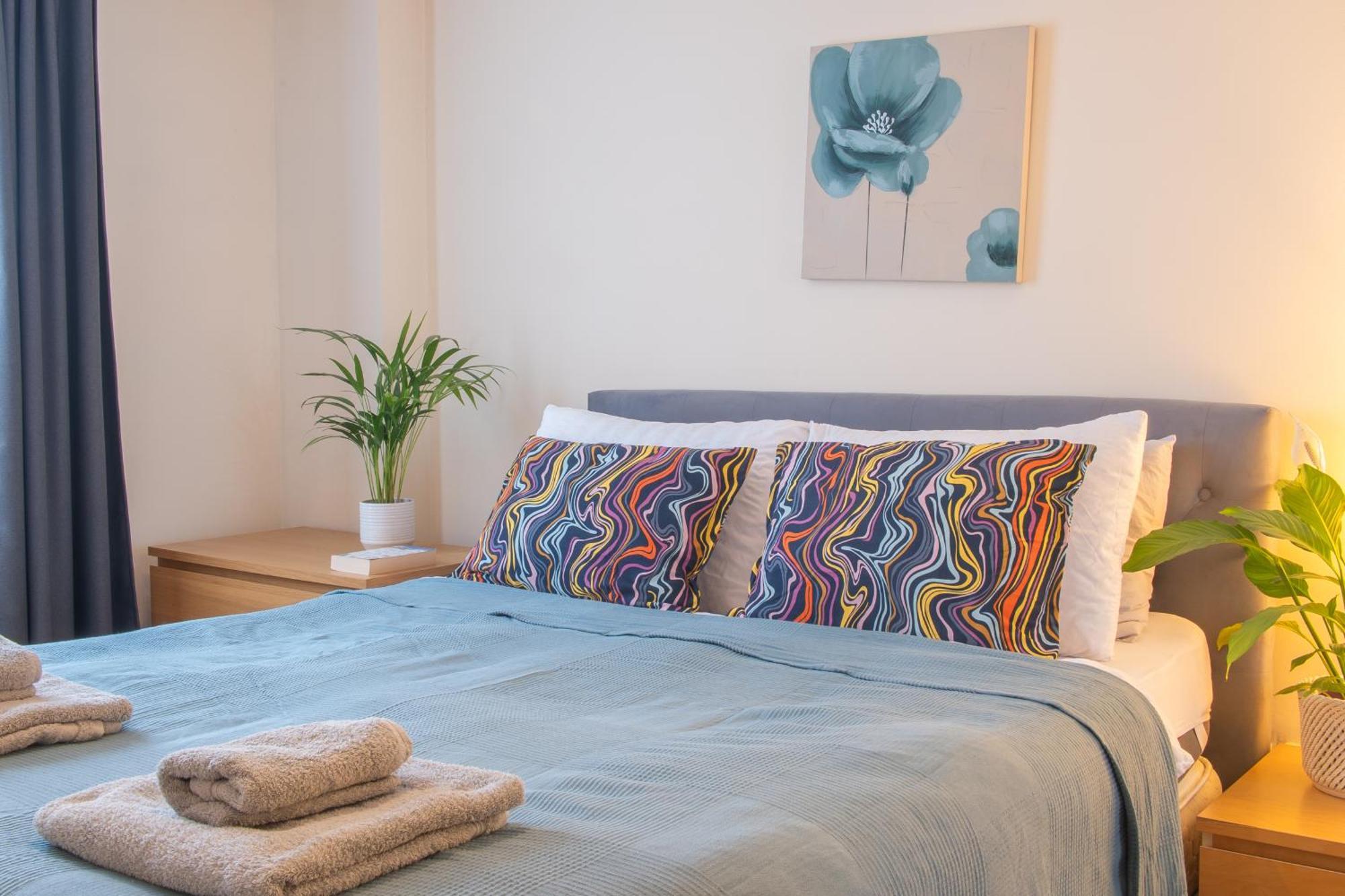 Stay In Our Stylish Flat! & Secure Building & Sleeps Up To 4 Бирмингем Экстерьер фото
